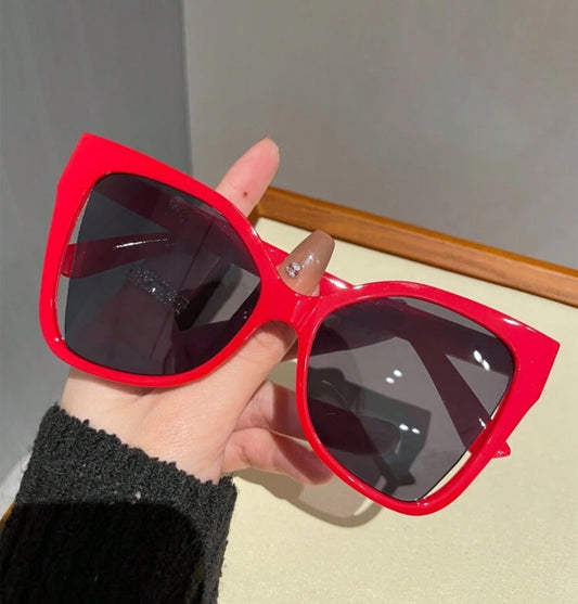 Lady In Red Sunnies