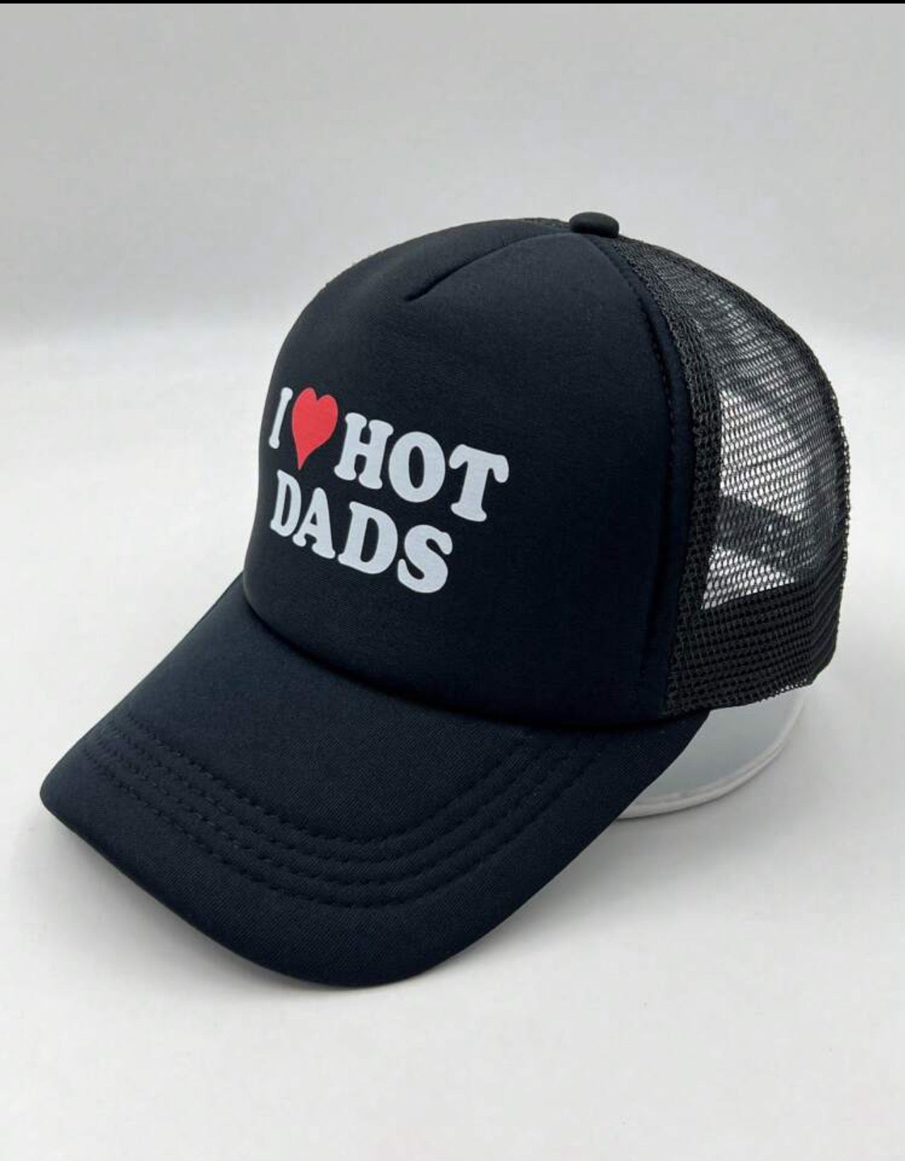 I ❤️ Hot Dads Hat